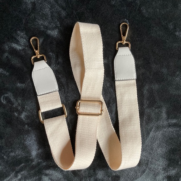 Adjustable Length Purse Strap w Gold Hardware - Picture 2 of 5